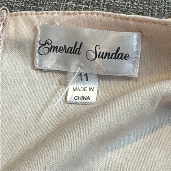 Emerald Sundae women’s Gold/pink sequined off shoulders formal dress size 11 - Picture 2 of 12